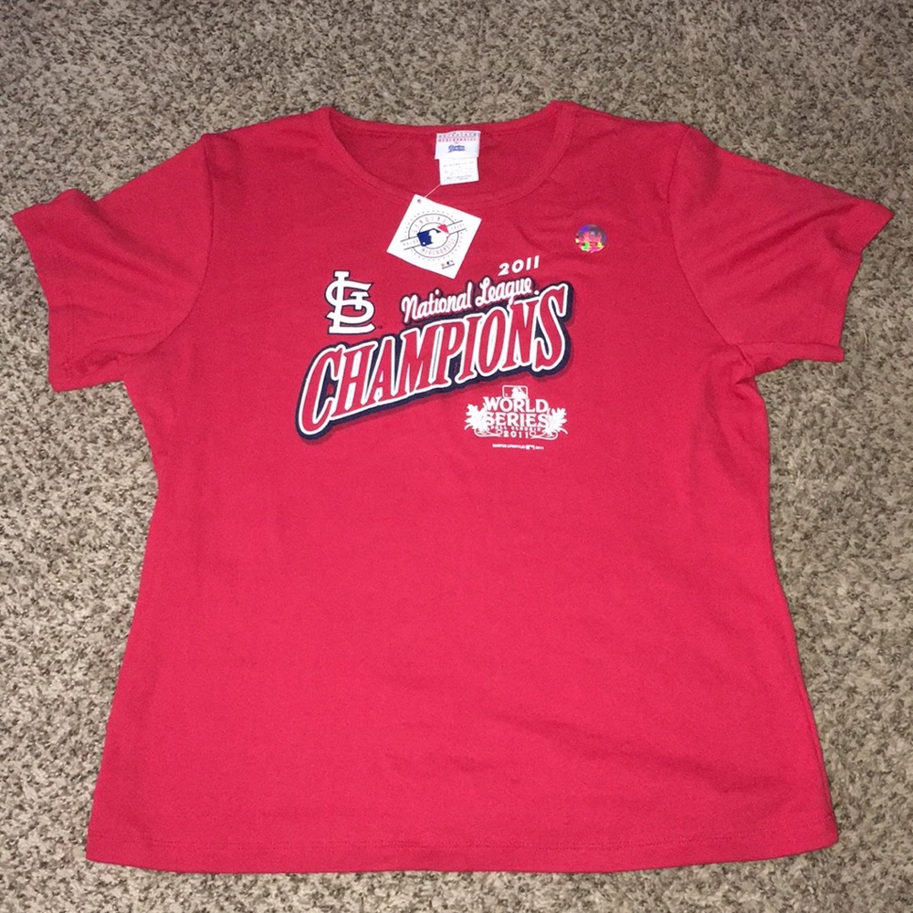 NWT ST. LOUIS CARDINALS GENUINE MERCHANDISE TEE